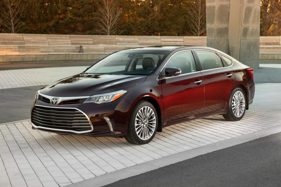  Toyota Avalon 2016 года  (фото 13 из 21)